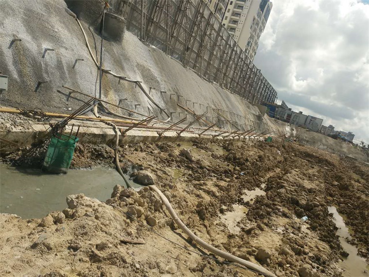 江苏华建三亚时代广场公馆基坑旋喷锚索施工